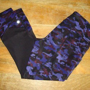 Lululemon Size 4 Crops
